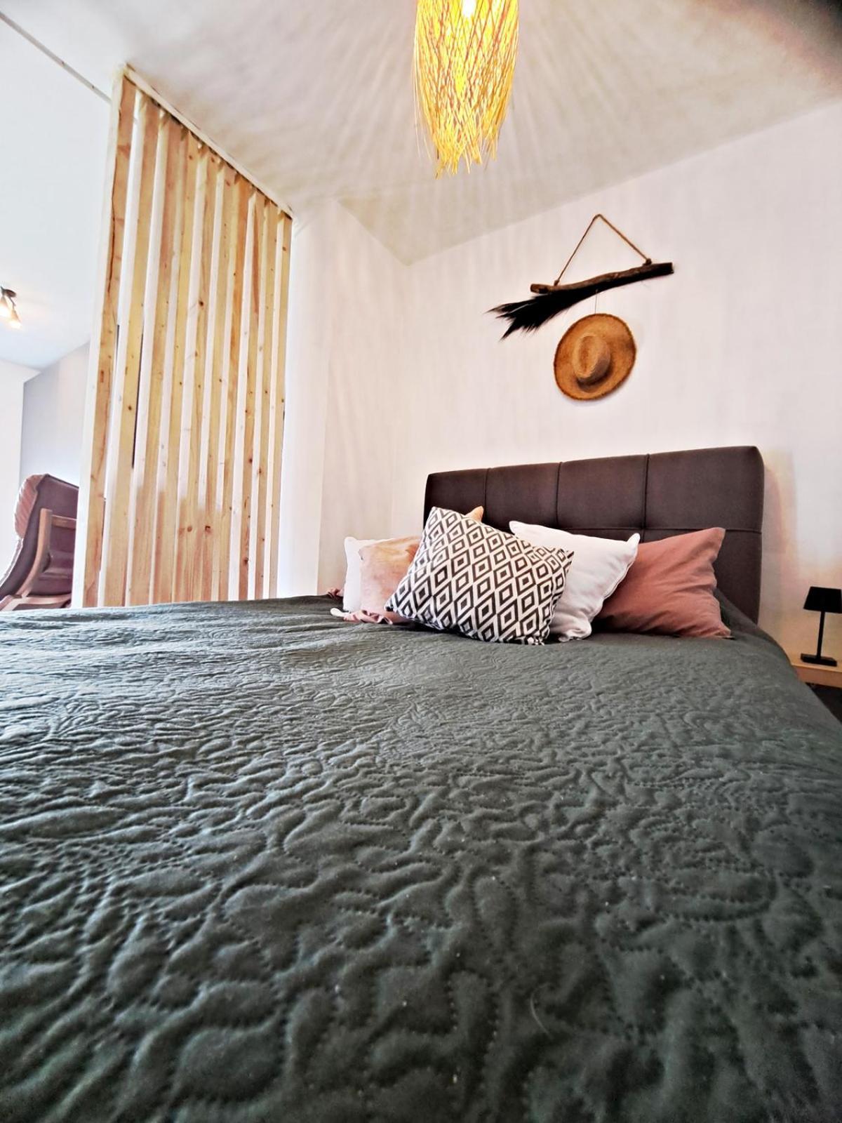Art Apartment Pula Extérieur photo